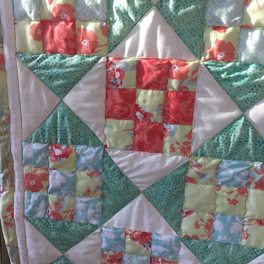 Handmade Quilt   - Picture 9 of 15